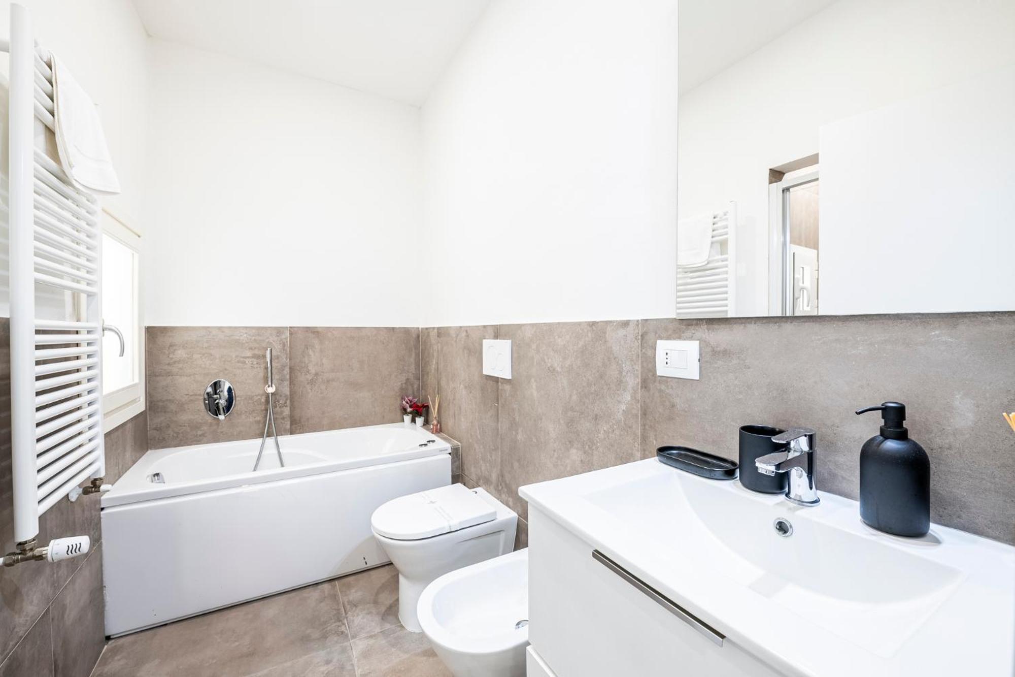 10 Minuti Duomo - Double Suite Con Idromassaggio Флоренция Экстерьер фото